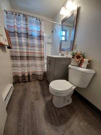 $755 / 1br - Cozy One Bedroom at Laurel Apartments! On-Site Laundry & Built-In A/C! (Greensburg / Bovard / Jeannette)64013368029441123