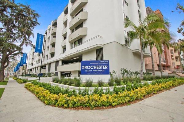 $3,350 / 1br - 700ft2 - Stainless Kitchen w Dishwasher, Skyline Views, Smart Home Technology (Westwood Village)63701130367363122