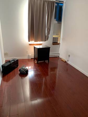 $2,700 / 2br - 2 br apartment 2 nd floor $2700 all utilities included (College point)63874742385667124