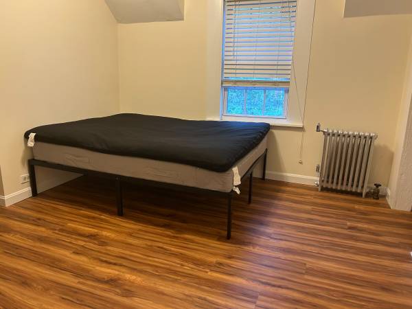 $650 Habitación disponible cerca del Campus Norte de UMASS Lowell (Lowell)63655335284993120