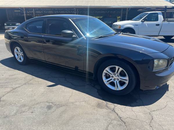 2006 DODGE CHARGER - $2,800 (novato)63613140641155123