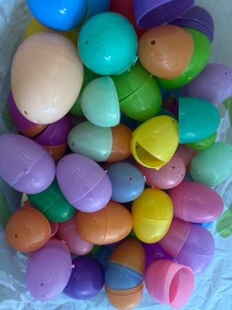 Free Easter eggs 1