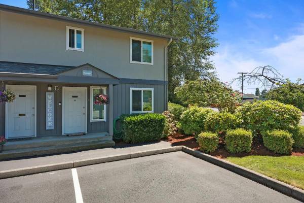 $2.025 / 2 dormitorios - 960 pies² - Lavadora y secadora de tamaño completo, distribución de planta abierta, estacionamiento cubierto asignado (Enumclaw)63408954240001123