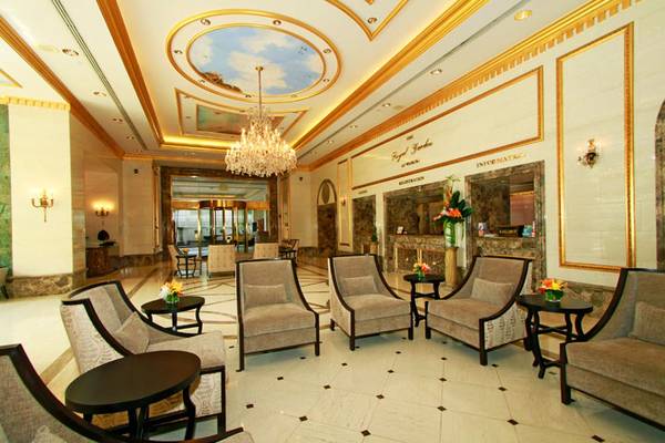 $125 / 440ft2 - 🔴 Estudio en piso alto en el Royal Garden. $125 a $145 + impuestos (Waikiki, Honolulu, Oahu)63686727449857120