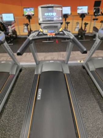 Matrix T7Xe Touchscreen Treadmills (FREE DELIVERY) 1
