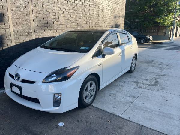 HERMOSO TOYOTA PRIUS LIMPIO POR DENTRO Y POR FUERA, AÑO 2011 - $6.500 (SUNSET PARK)63470618941441121