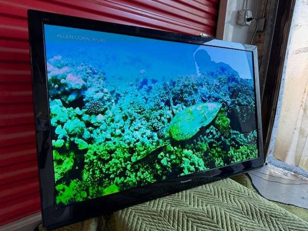 All 24 TVS have had their prices slashed to clear them out for 2026. - $25 (Boston-Cambridge Ma)63443177730051121