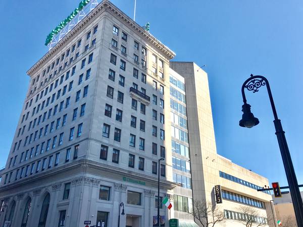 $1,649 / 2br - 431ft2 - Looking for an apartment? Call us NOW!! We have many options for you (409 Elm Street, Manchester NH)63931659447811124