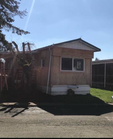 $1,200 / 2br - Casa Manufacturada Silverton (Silverton)63660444574723120