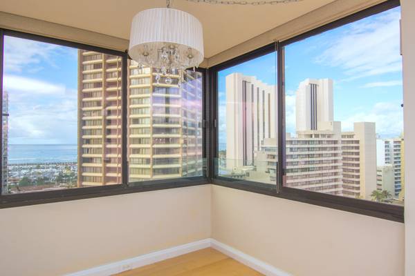 $3,000 / 1br - 676ft2 - The Windsor/Great Location & Unit - Unfurnished (Waikiki)63939529138563123