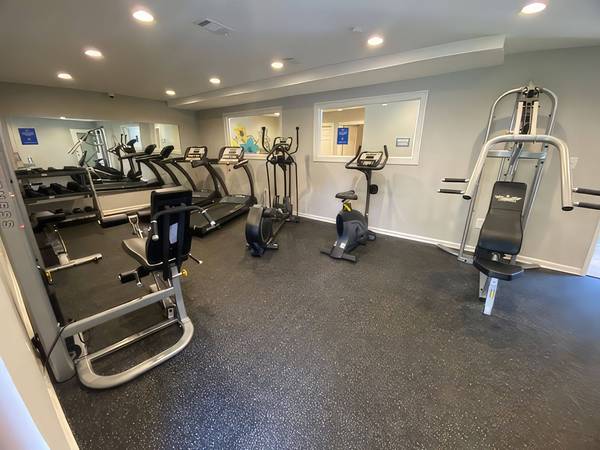 $1,320 / 2br - 960ft2 - Granite countertops, Stainless steel appliances, Large balconies (Athens)63792041894657122