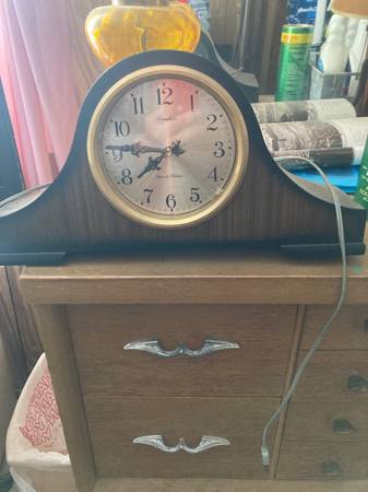 Mantle clock 1