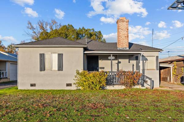 Sacramento - 2 bedroom cottage 1