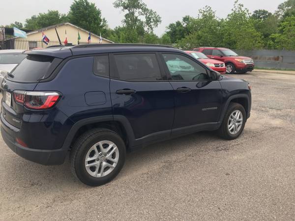 2018 Jeep Compass Sport - $10,800 (HOSTON)63622447660035122