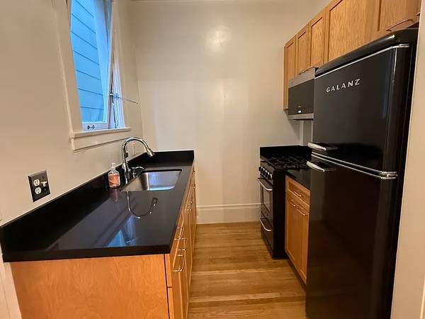 $998 / 1br - 700ft2 - @@This special 1-bedroom apartment is located in Russian Hill@@63946669835139122