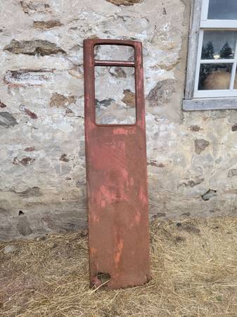 Gas pump side panel 1