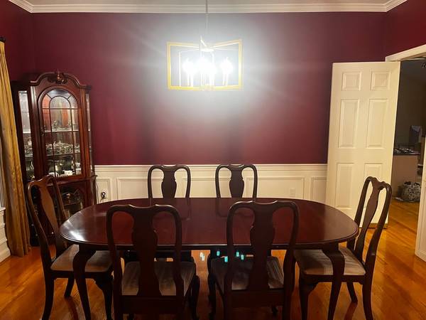 Ethan Allen Cherry Dining Set (Dining Table w/ 8 chairs) + 2 China Cab 1
