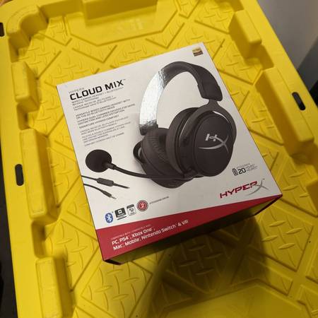 HyperX Cloud Mix Gaming Headset Bluetooth - HX-HSCAM-GM - New 1