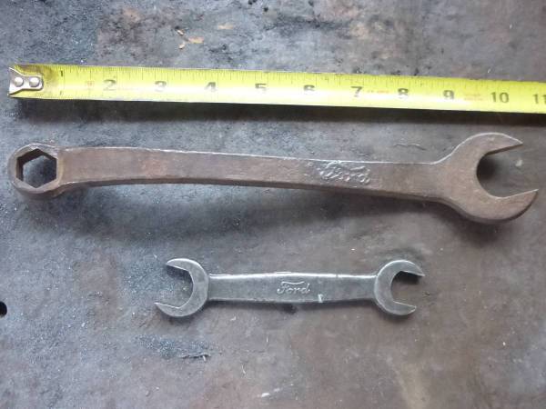 Antique Ford Wrenches 1