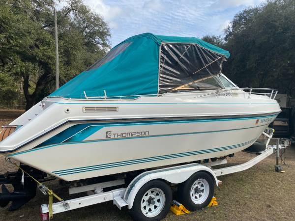 1993 Thompson Carrara 23 foot 1