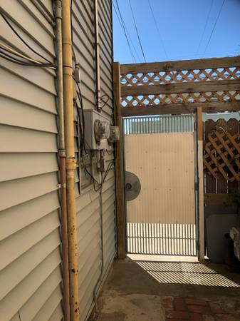 $800 / 1br - 150ft2 - $800 PRIVATE ROOM WITH FURNISHED (portola district)64000589259266120