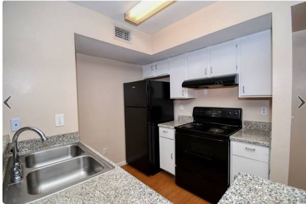 $1194.00 / 3br - 950ft2 - 3 Bedroom w/ Washer & Dryer Hookup63902941308035123
