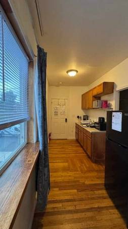 $600 / 1br - apartamento estudio con techos altos (52 Newton St, Everett)63810113206531123