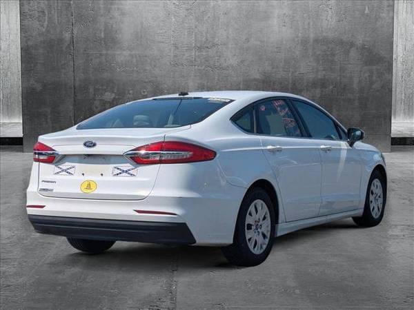 Ford Fusion S Sedán 2019 - $11,750 (Llame al *(571) 449-2081* para confirmar disponibilidad al instante)63616327875073124