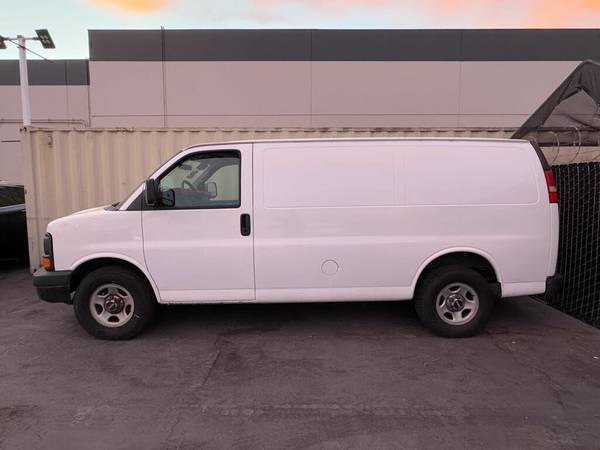 🚗2008 GMC Savana Cargo Van for sale - San Diego - Clean Title - $12,300 (CALL 619-658-0364 FOR AVAILABILITY)63470062961539122