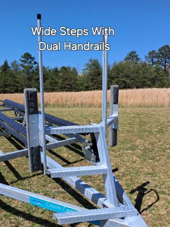 30 - 32 and 34 Foot Tri-Axel Trailers Available - $1 (Knoxville, TN 37924)63470661604355124