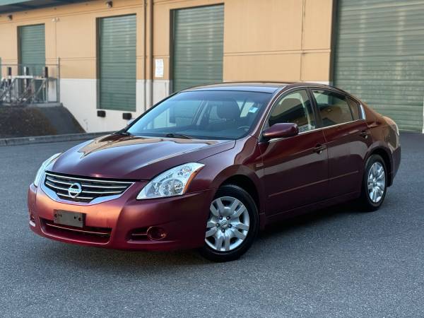 2010 Nissan Altima - $7,500 (Lakewood)63624395724035120