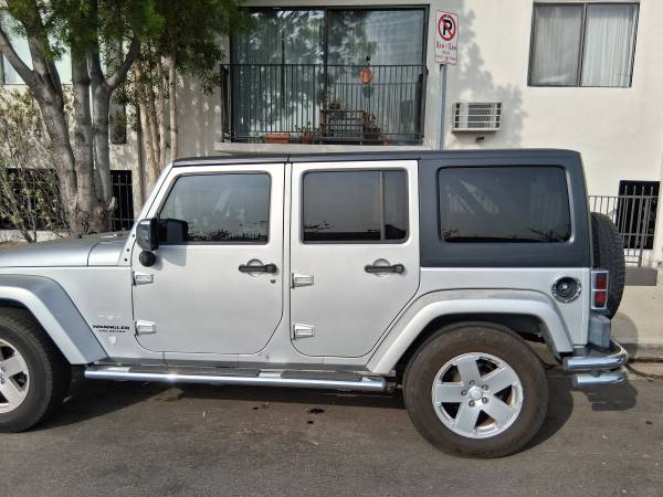 Jeep wrangler JKU unlimited 4 door factory  hardtop 2007 thru 18 1