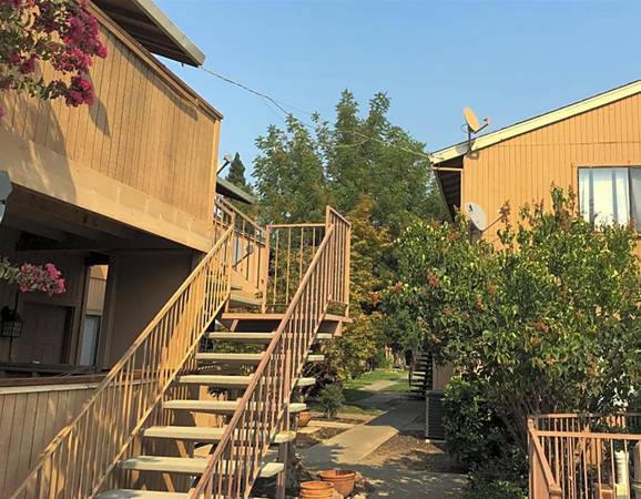 $1,599 / 2br - ¡MITAD DE MES GRATIS AHORRA AHORA! > Amigable con mascotas // Estacionamiento cubierto // 2 habitaciones (Sacramento)63791129057281123