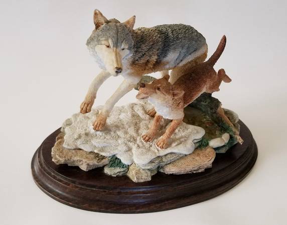 Running Wild Statue 1