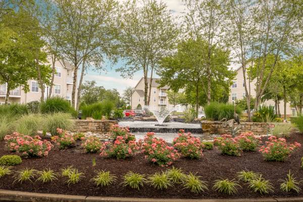 $1,629 / 2br - 1038ft2 - 🏠Come Home to Marley Manor this Autumn! (Salisbury)63806863233027121