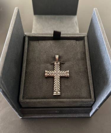 DAVID YURMAN CHEVRON CROSS STERLING SILVER W BLACK DIAMONDS & 24INCH NECKLACE 1