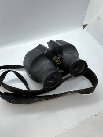 Vintage Bushnell 4x21 Extra Wide Field Binoculars – 900 ft @ 1000 yds 1