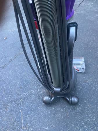 Dyson Ball Upright Vacuum Cleaner - $80 (Dawsonville)63470456075139123