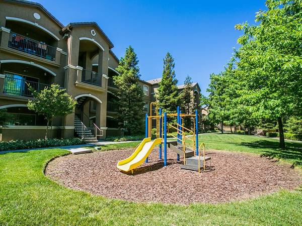 $1,999 / 1br - 740ft2 - #188-3RD FLOOR,APPLIANCE UPGRADE63880132814209124