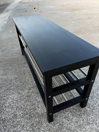 IKEA TJUSIG Bench with shoe storage 1