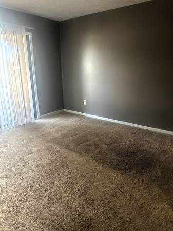 $903 / 2br - 810ft2 - Keystone Apartments (Owensboro)64018451019778123