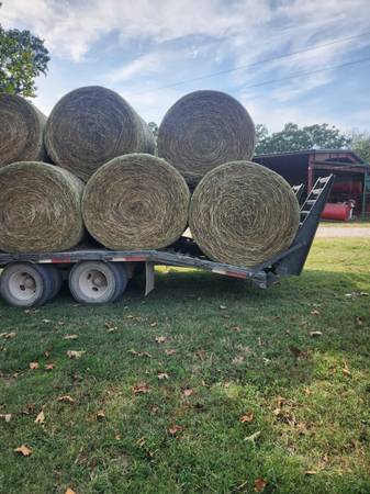 4x5 net wrapped hay 1