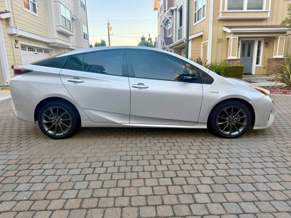 2016 TOYOTA PRIUS III 52 MPG EXCELENTE ESTADO - $10,900 (ingleside / SFSU / CCSF)63624196092161120