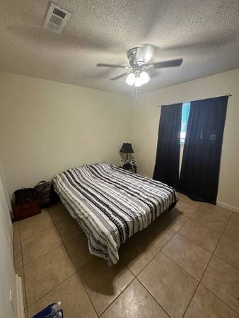 $579 / 1br - Habitación espaciosa a pie de Duke Park y Durham centro (Durham)63685979744513120