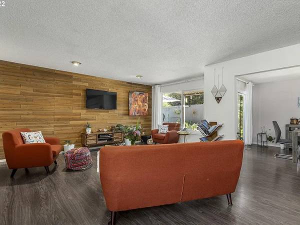 $4,000 / 3br - 2111ft2 - Sunny Vista Hills Palm Springs ranch with STYLE. (Portland)63999452875779123
