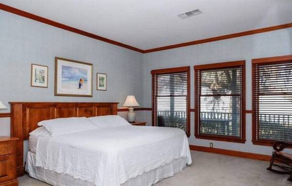 $520 / 1br - SPACIOUS MASTER BEDROOM NEAR DUQUESNE UNIVERSITY (Pittsburgh, PA)63664526020739120