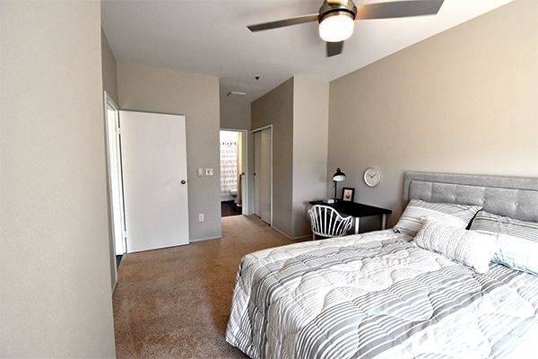 $1,995 / 1br - 675ft2 - 1BR apt | Modern kitchen | Wood-style flooring | Washer/Dryer inside (Seattle Waterfront, Belltown, Elliott Avenue)63814789155971120