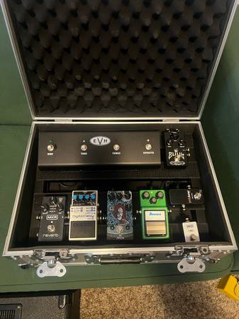 Pedalboard ready to rock 1