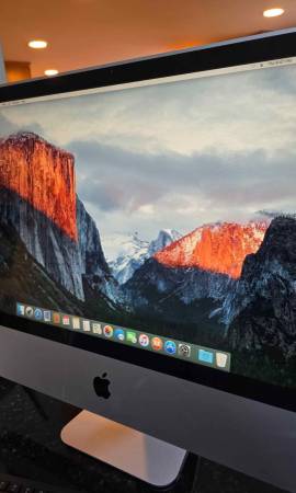 iMac 2009 works great upgraded memory and hard drive - $15063471323215105123