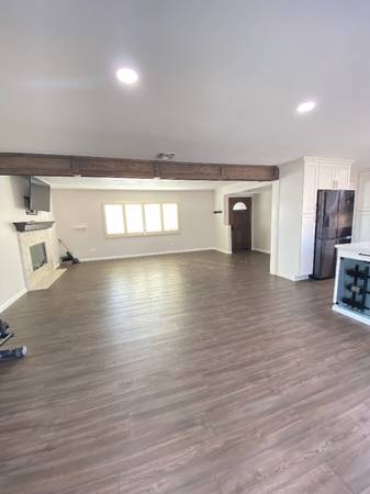 $10000.00 / 4br - 1607ft2 - Remodeled Home Away From Home Available for Short-Term Rental to Out-O63800689789955123